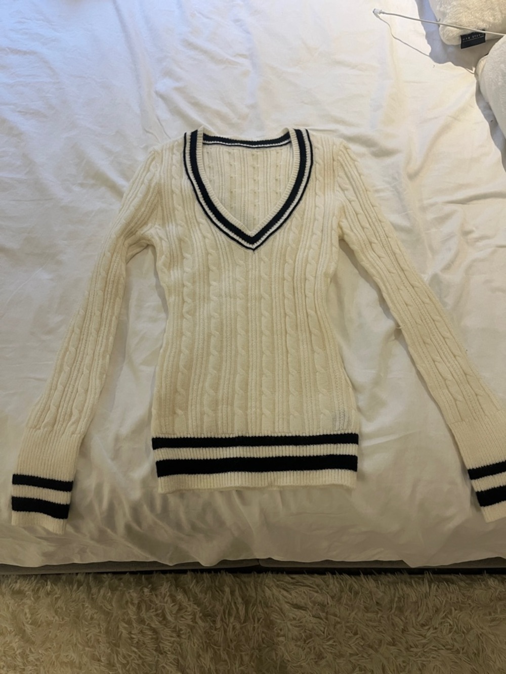 Classic Cable Knit V-Neck Sweater with Contrast Stripes - Cream